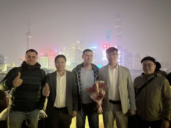 شركة SGL ترحب بشركاء روس في شنغهاي لإتمام صفقة شراء مرشحات رئيسية